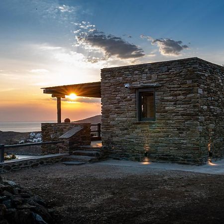 Aerino Seaside Villa Agios Romanos Exterior photo