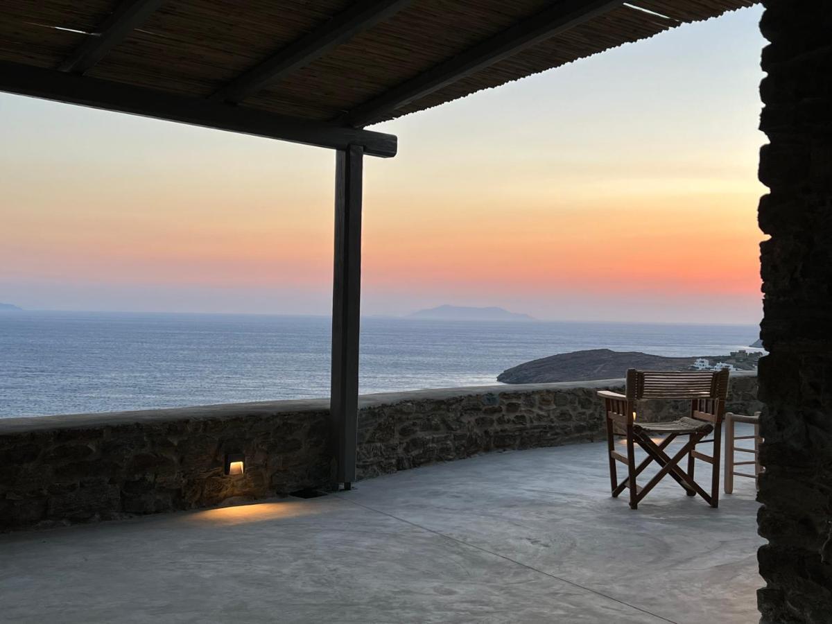 Aerino Seaside Villa Agios Romanos Exterior photo