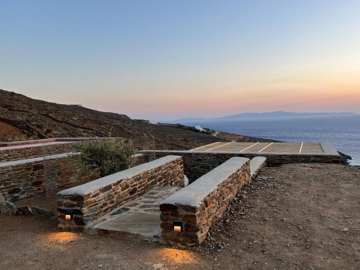 Aerino Seaside Villa Agios Romanos Exterior photo